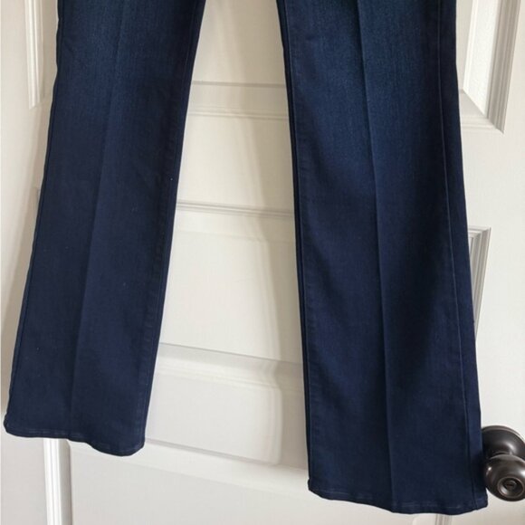 PAIGE Manhattan Bootcut Jeans NWT w/ Flaw - Picture 3 of 14